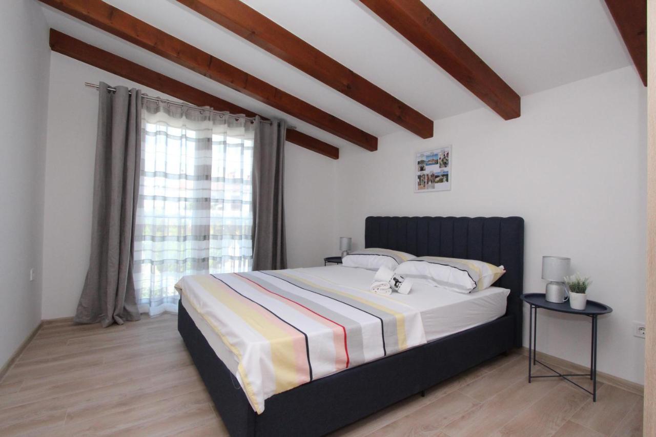 Apartments Eni Rovinj Extérieur photo