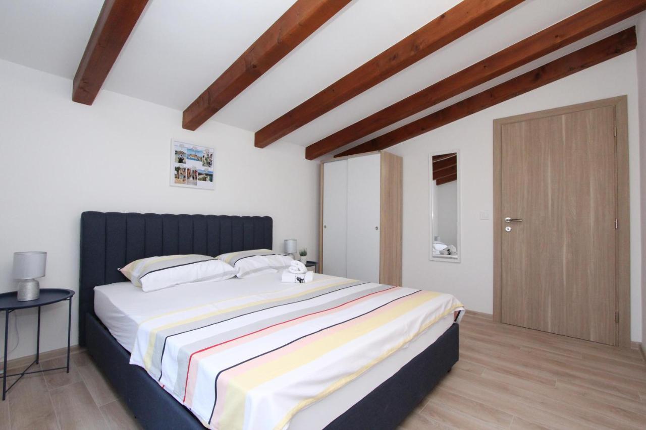 Apartments Eni Rovinj Extérieur photo